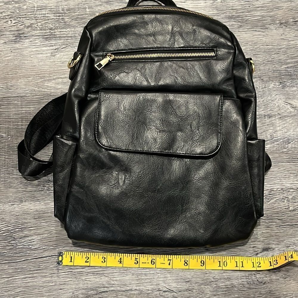 Fashion backpack in black and gold - NEW - Picture 3 of 13